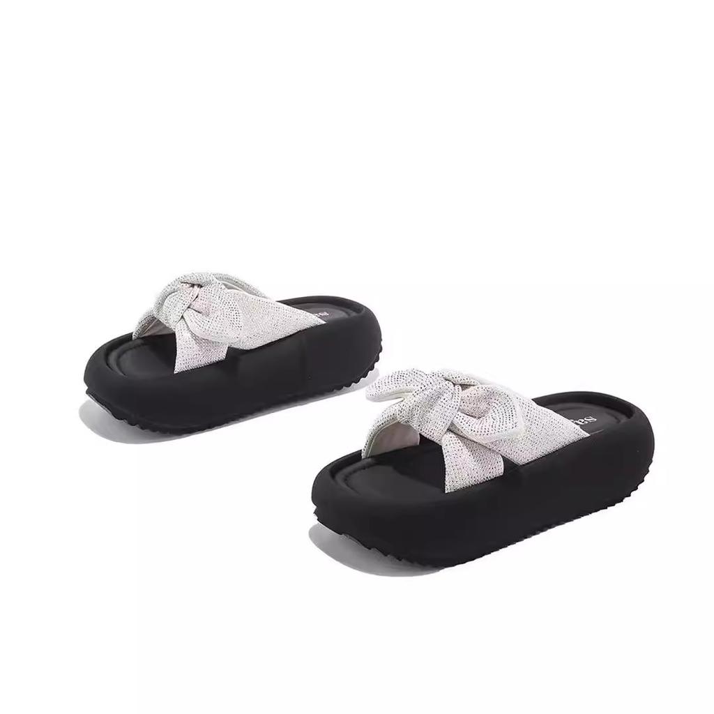 Rhinestone bow one-word drag women's summer new wear versatile sandals thick-bottomed beach slippers