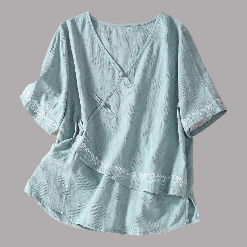

Summer New Cotton Jacquard Embroidery Blouse Cuffs Hem Slash V-neck Disc Button Short Sleeve Women XXL синій