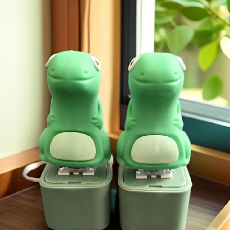 USB Wiederaufladbarer Interaktiver Eidechsen-Schlüsselanhänger Leucht- und Soundfunktion Robustes ABS-Material Camping Nachtzubehör