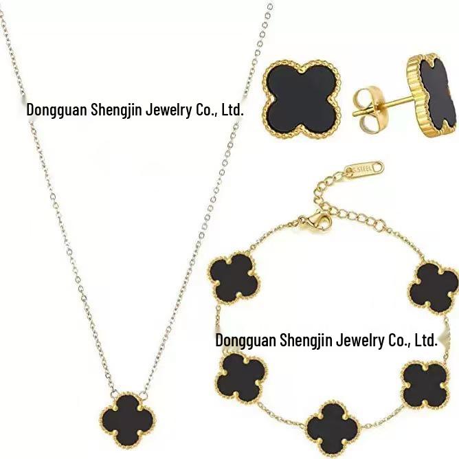 Double-Sided 18K Gold Mother-of-Pearl Four-Leaf Clover Necklace