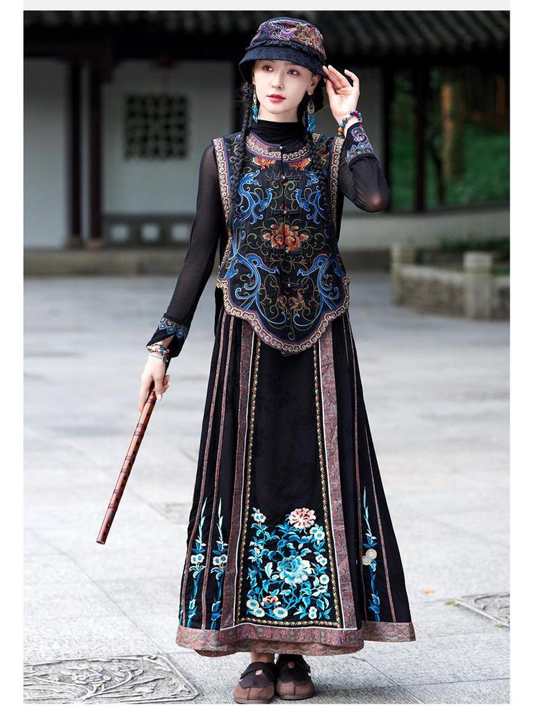 Ethnic Embroidered Chinese-Style Sleeveless Cardigan Vest
