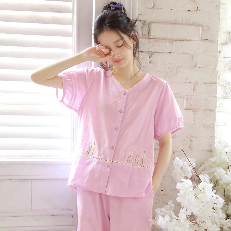 Summer New Pajamas Women's Pure Cotton Cotton Yarn Short-sleeved Cropped Pants Chest Pad Can Be Worn Outside Loose Loungewear Set 11