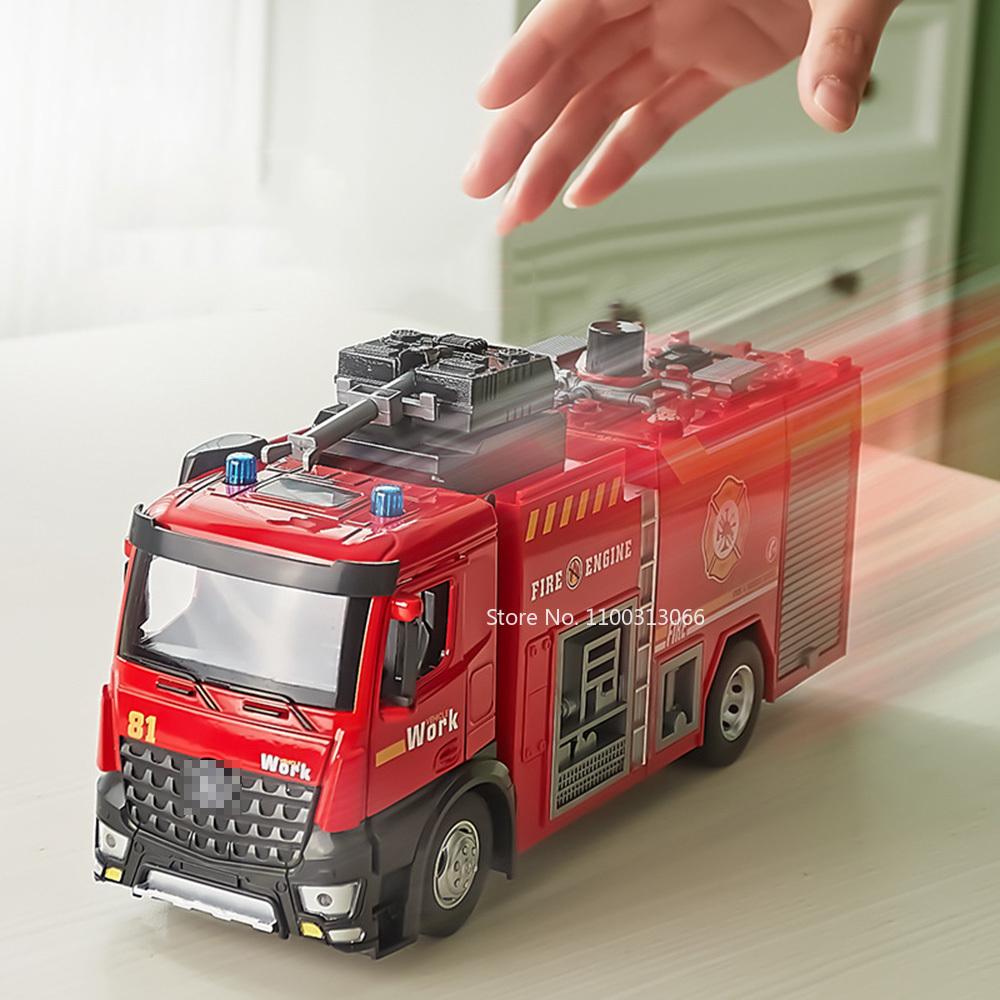 1:18 Scale Alloy Fire Truck with Light and Music Ladder Fire Trucks Water Spray Sprinkler Vehicle for Children Birthday Present