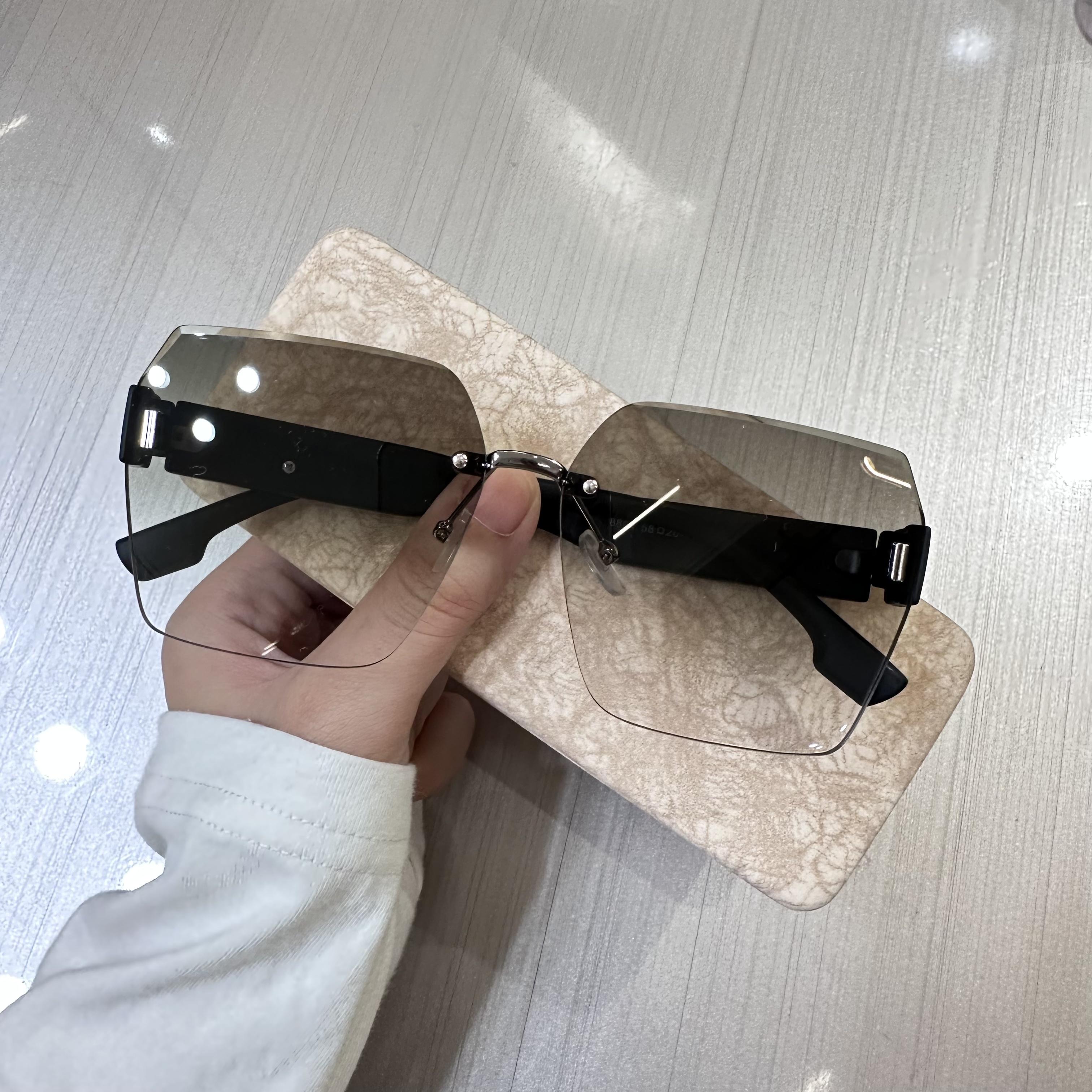 2024 Fashion Retro Leopard Head Rimless Sunglasses UV400 Protects Men and Women with Large Frame Sunglasses Metal Sunglasses