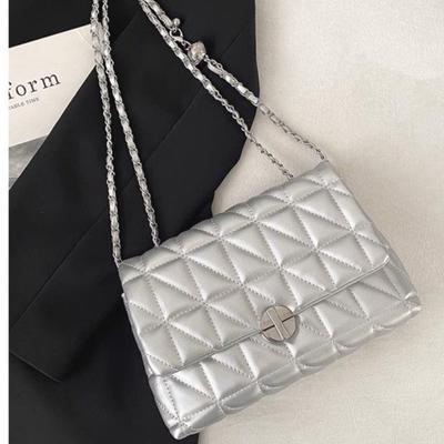 Sweet Cool Silver Messenger Bag Ženy Léto Hot Girls Pevné crossbody kabelky Estetické dámské kabelky