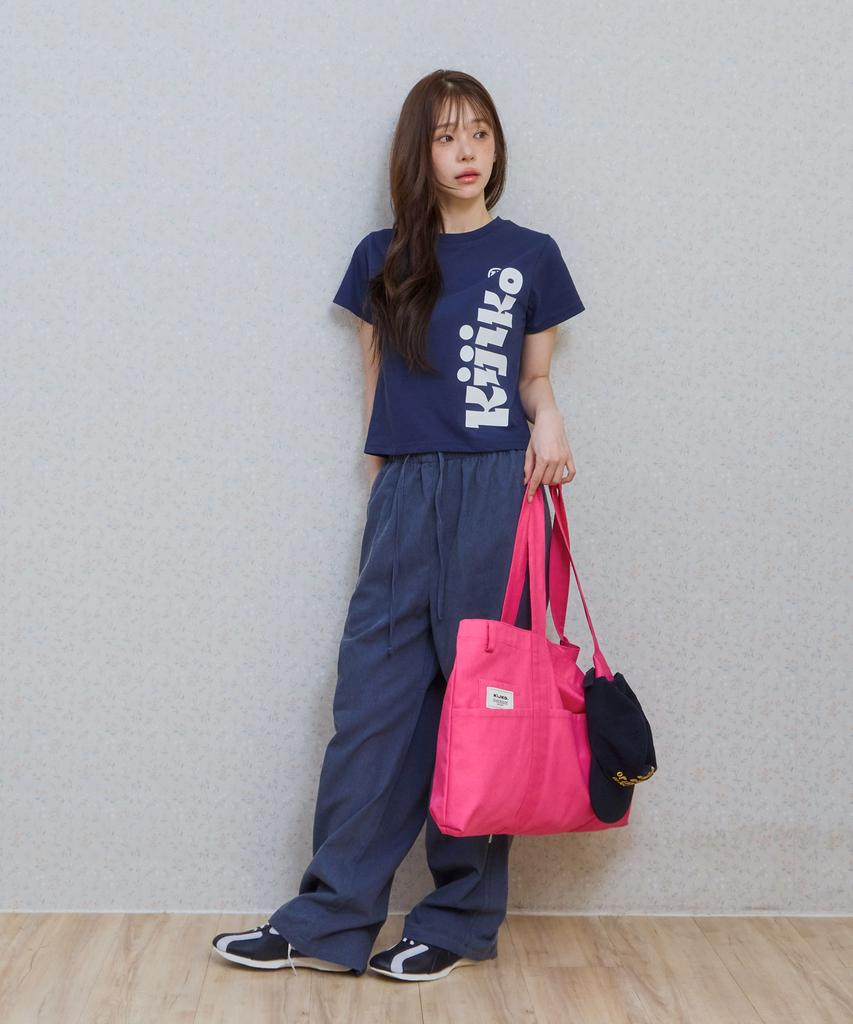 Kijiko Ke906. Angled Pocket Utility Tote Hot Pink