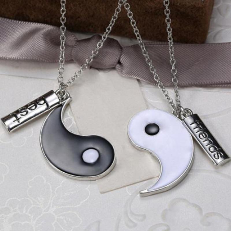 2Pcs/Set Best Friends Tai Yin Yang Carved Bar Pendant Split Necklace Gift