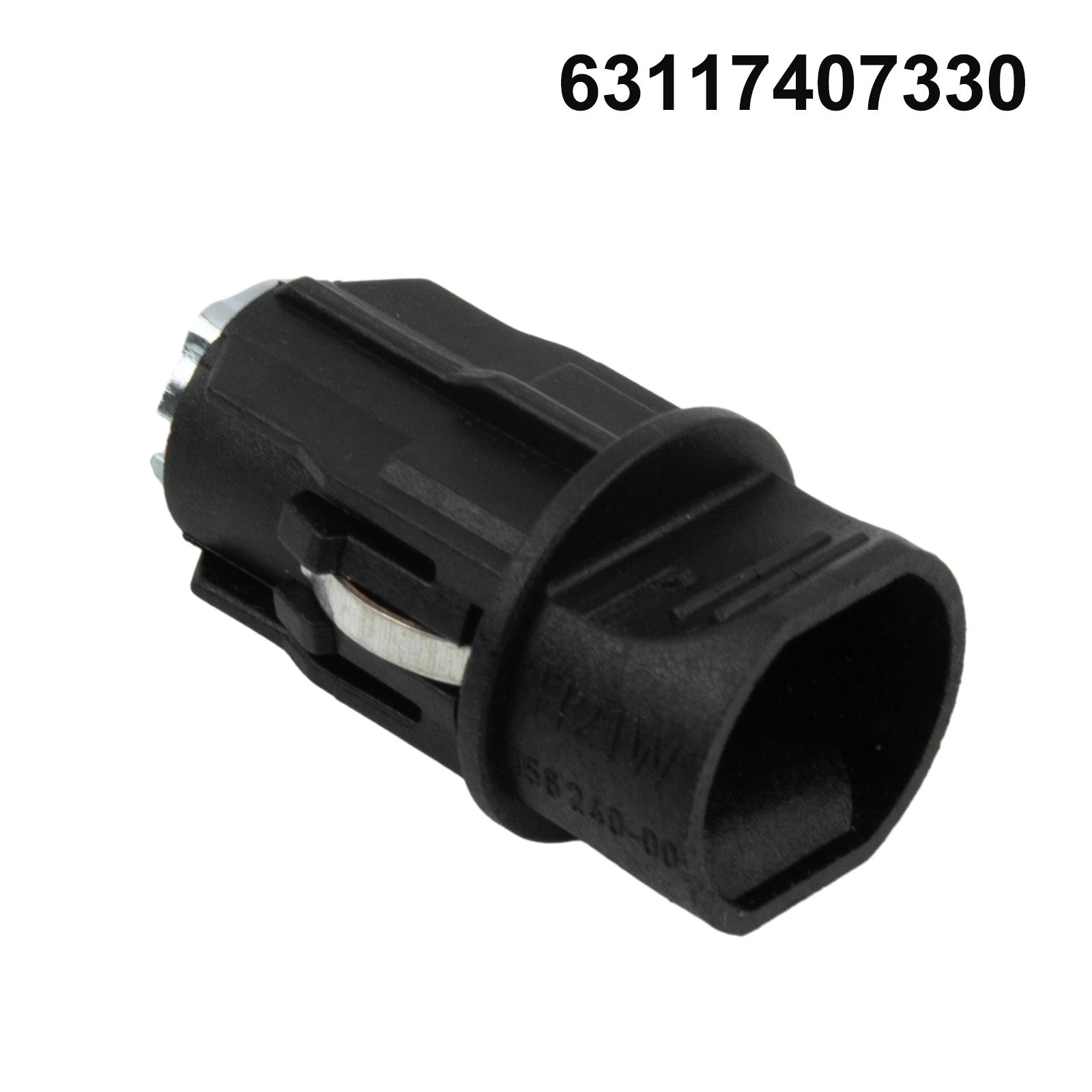 Разъем для заднего фонаря Plug-and-play 63117407330 Пластик