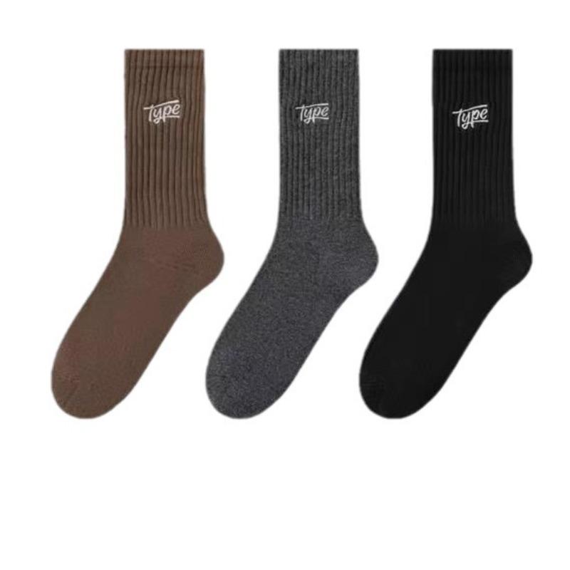 Men's and Women's Matching Spring/Autumn Style Non-Cotton Sports Trend Sweat-Absorbing Anti-Odor Letter Patterned Stockings