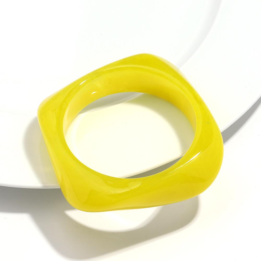 

Summer Trendy Acrylic Square Cuff Bracelets for Women Candy Color Chunky Geometric Wide Bangle Stackable Jewelry Birthday Gift жёлтый