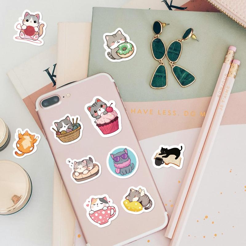 

500Pcs/Set Cartoon Cat Small Pattern Graffiti Decoration Roll Stickers Laptop Envelope Sealing Stickers 1