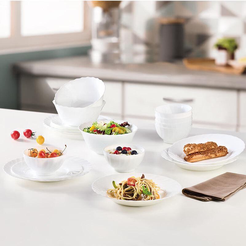 Luminarc Trio 18-Piece Glass Dinnerware Set