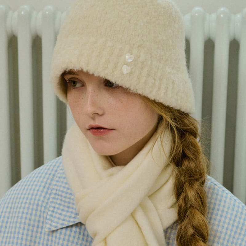 

Панама GOCORI с жемчужной пуговицей Free