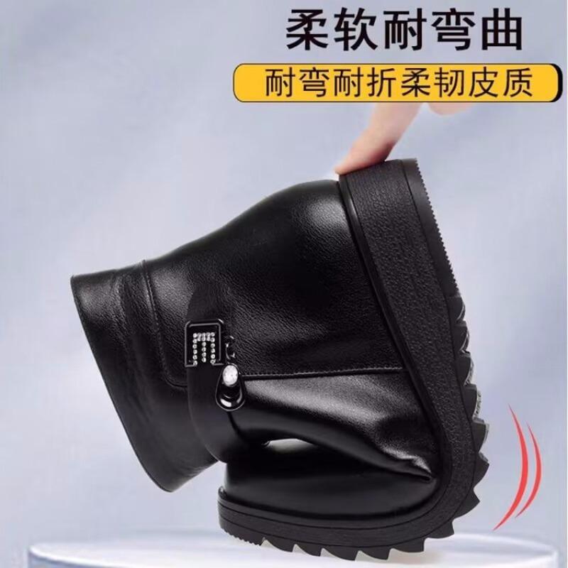 Vielseitige Schneestiefel mit flacher Sohle für Damen, neue Winter-Kurzstiefel, gefütterte, verdickte Baumwollschuhe, bequeme Stiefel mit weicher Sohle, Lederschuhe