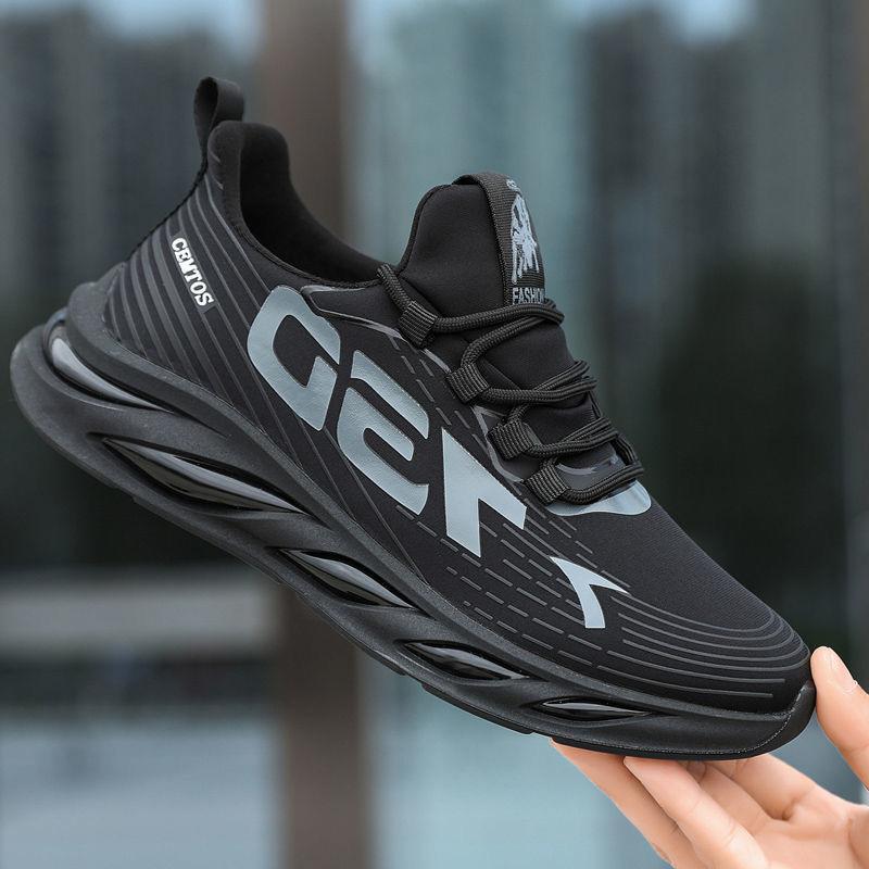 New Korean Version of Casual Sports Shoes Sports Fly-woven Running Shoes Comfortable and Non-slip Casual Men's Shoes Trendy Versatile Men's Shoes