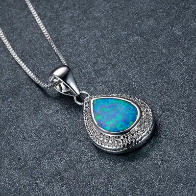 European and American Fashion Water Droplet Pendant Necklace New Style Pendant Versatile Accessory