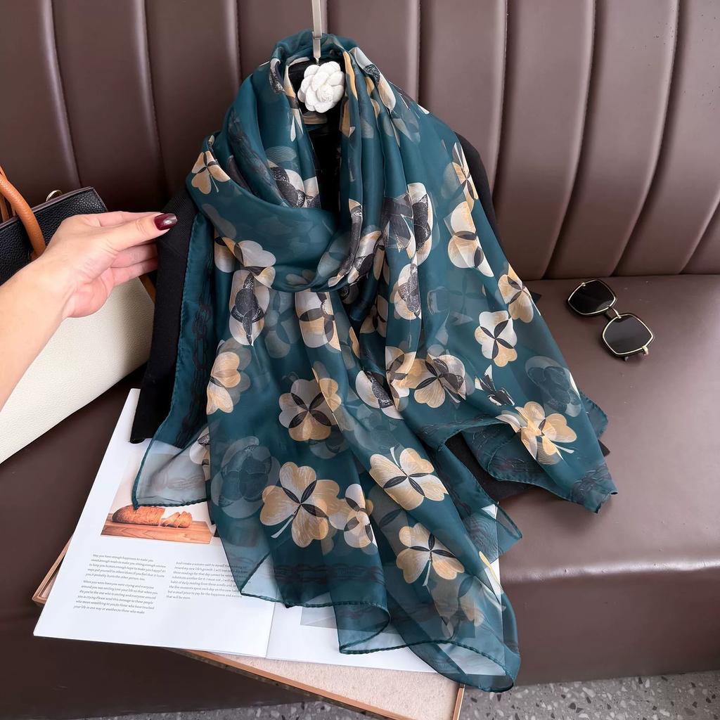 Spring Summer Women Large-size Printed Beach Shawls Muslim Hijabs Travel Sunscreen Scarf/Scarves
