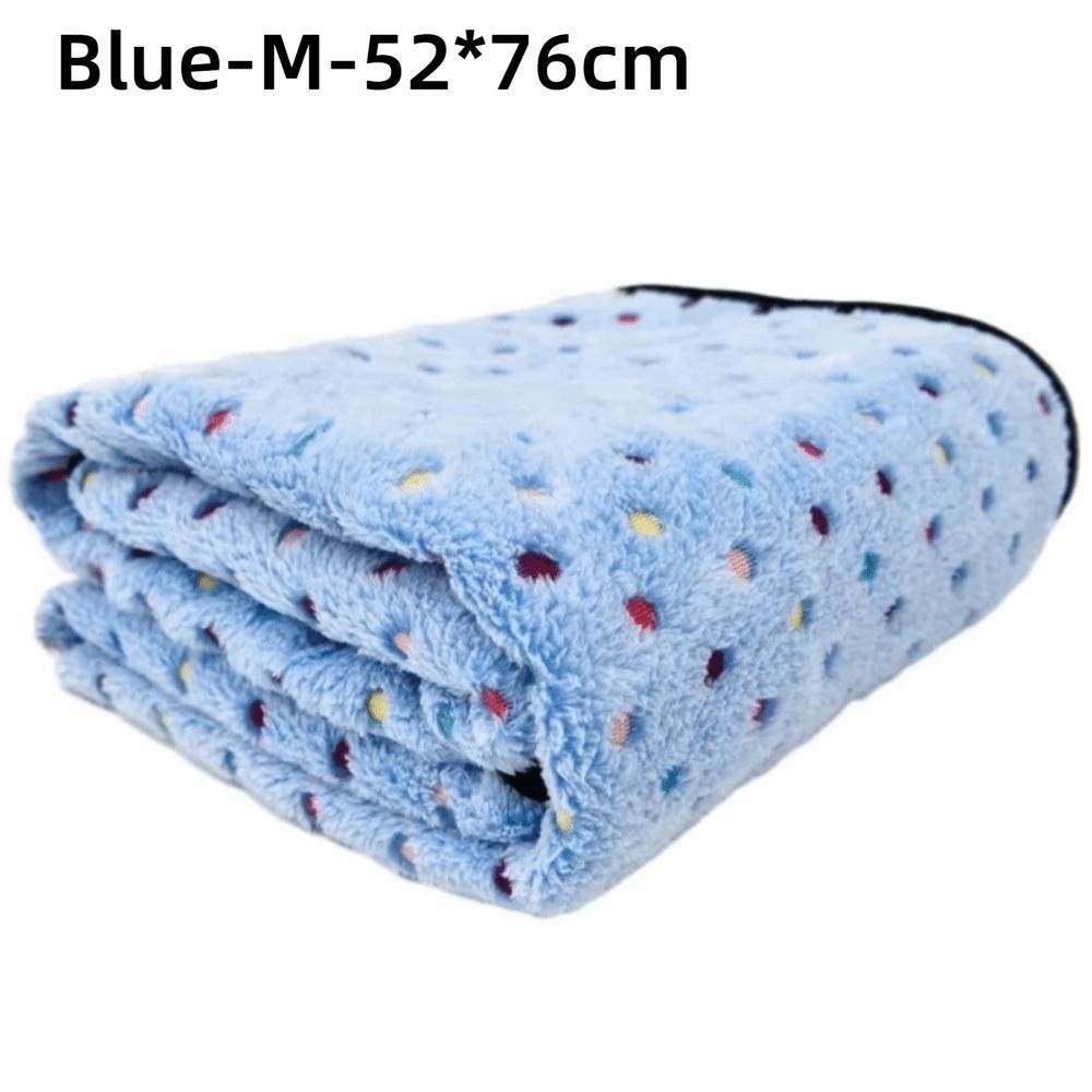 Portable Ultra-Soft Pet Bed Blanket Cute Dot Pattern Cozy Warm Pet Pad Machine Washable Breathable Dog Blanket for Dog/Cat