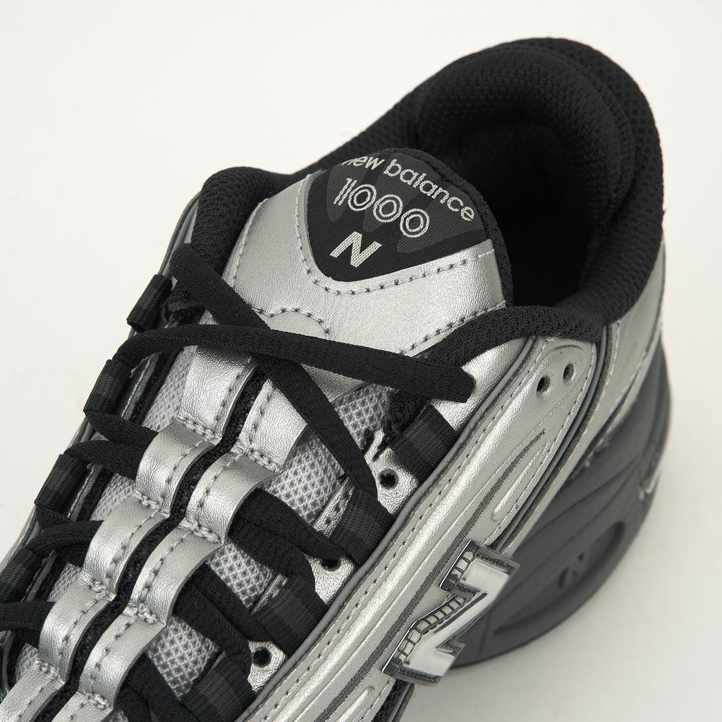 New Balance 1000 Grey Day 2025 Sneakers Unisex Argento Argento-Metallizzato Nero M1000EGR