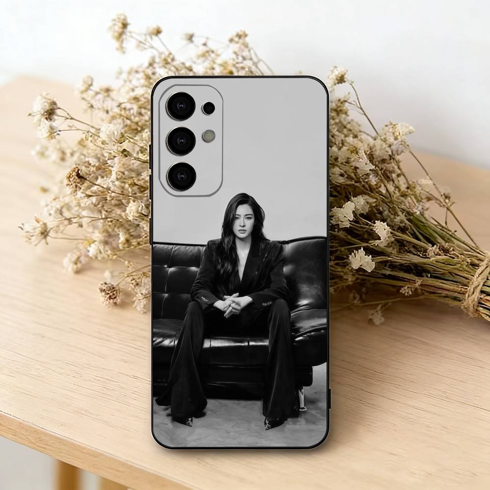 L-Lingling Kwong Actress Phone Case For Samsung S25,S24,S21,S22,S23,S30,Ultra,S20,Plus,Fe,Soft Silicone Black Cover