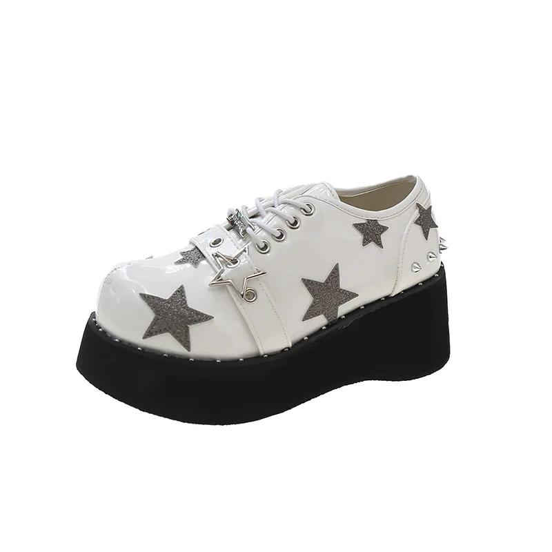 Moda Punk Plataforma Wedge Sapatos para Mulheres Rebite Decoração Ankle Boots Mulher Preto Jk Lolita Sapatos Novo Design Couro Envernizado Senhora Sapato