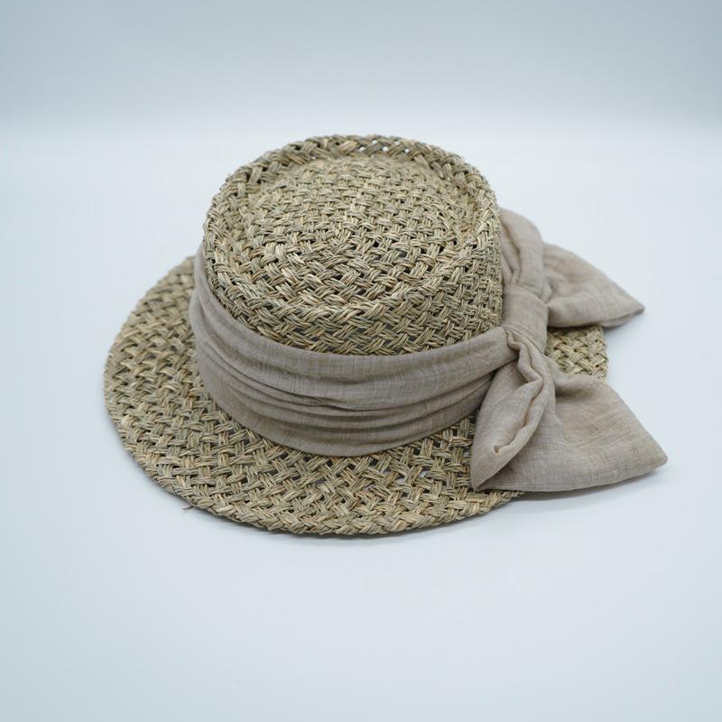 Japanese Retro Japanese Salty Grass Seaweed Woven Flat Top Top Top Top Hat Women'S Summer Shading Vacation Panama French Straw Hat