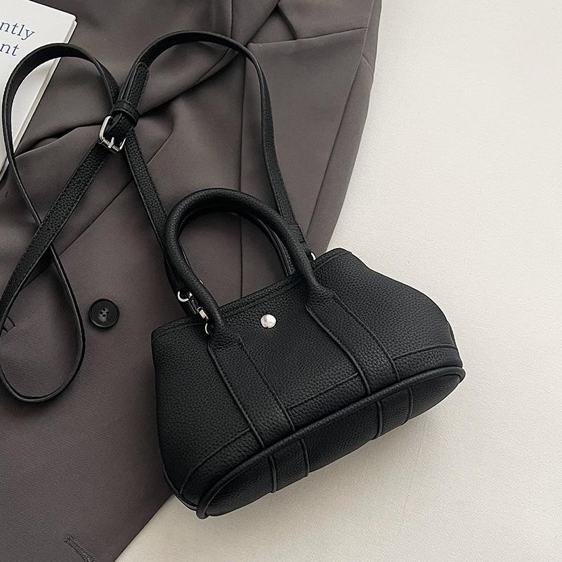 Korean Niche Dopamine Lychee Pattern Portable Bucket Bag Casual Simple Versatile Temperament Commuter Messenger Women's Bag