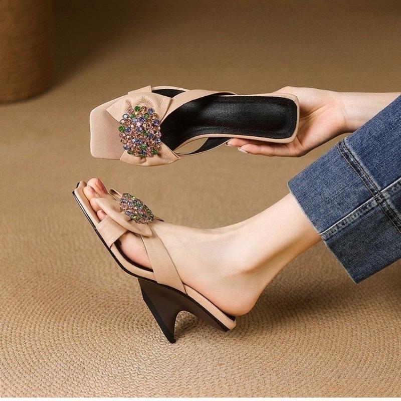 Fashion Wedge Open Toe Going Out Half Slippers Summer New Square Headpiece Diamond Bow Slip-on Anti-slip Wear-resistant Kitten Heels