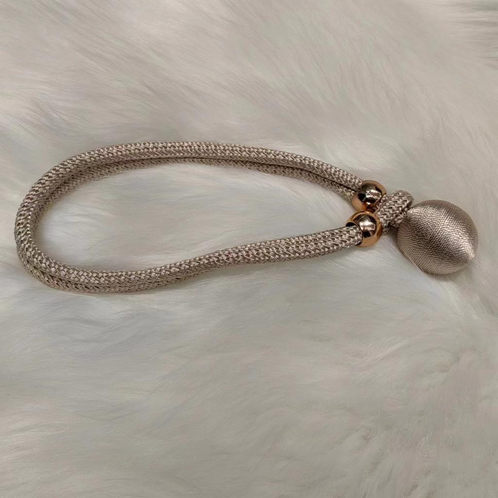 1 pair of hole-free egg-shaped curtain hooks, adjustable curtain straps, light luxury and simple binding ropes and straps