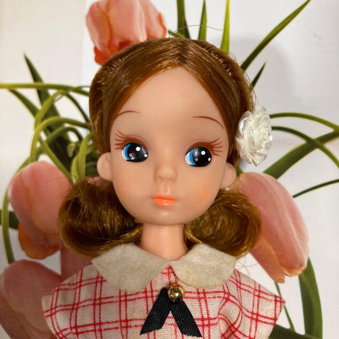 

[USED] Vintage 1975 Licca-chan 2nd Generation, Mid-Period, Excellent Condition, with Tag and Costume