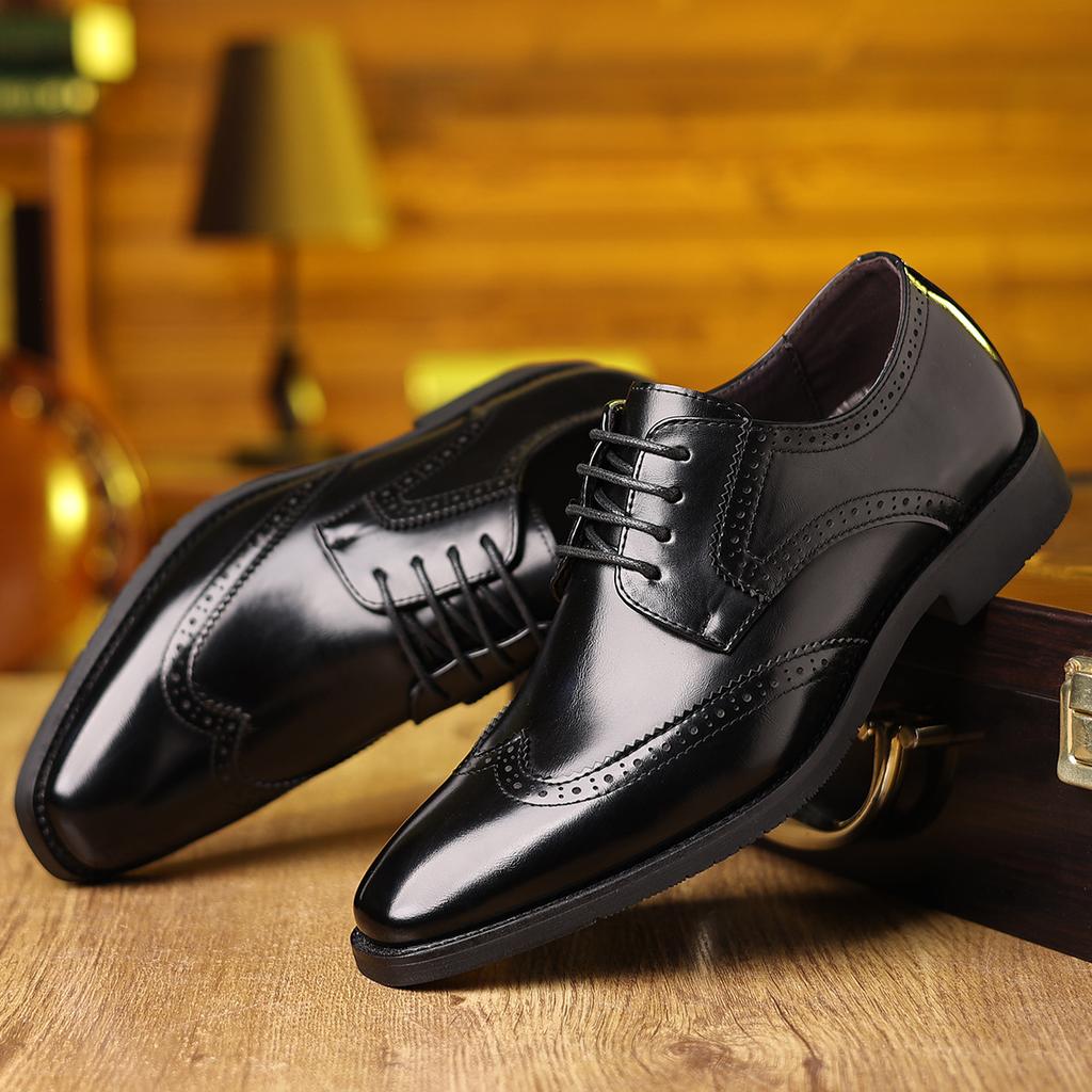 Big Size 2026 New Designer Wedding Shoes for Men Solid Color Lace Fashion Casual Shoes Male Soft Sole Business Leather Shoes Man