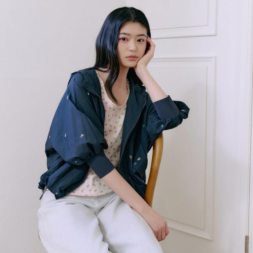Thursday Island Women Flower Embroidery Nylon Hoodie Jacket T264mjp236w