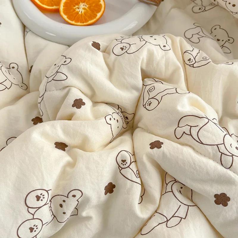 Washed Double Gauze Super Soft Summer Blanket Grade A Lightweight Breathable Thin Quilt Queen Soya Fibre Fill Summer Comforter