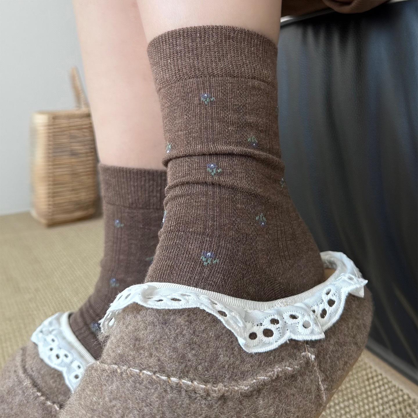 

Gray Socks Small Flower Medium Tube Socks Spring And Autumn Cotton Socks Tide Retro Floral Stacking Socks Autumn кавовий
