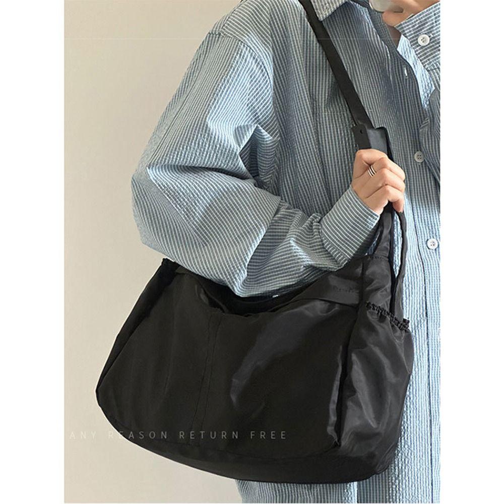 Adjustable Casual Shoulder Bag Solid Color Sports Messenger Bag Nylon Tote Bag  Commuting