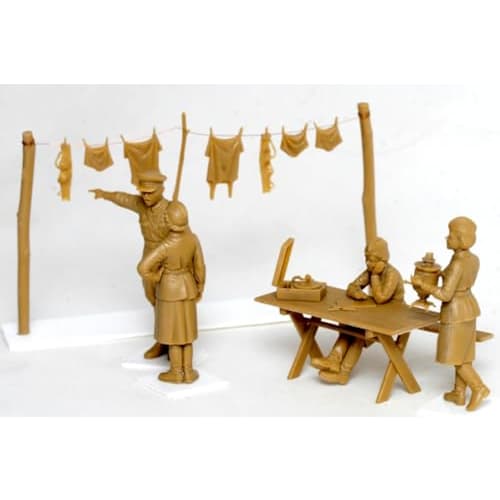 ICM 1/35 Scale Soviet Female Soldier Resting Set (1939-1942) Plastic Model Kit 35621