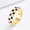 Exquisiter modischer Ring für Damen, Schwarz-Weiß-Ring, minimalistischer Schachbrett-Ring, handgefertigter Emaille-Party-Ehering