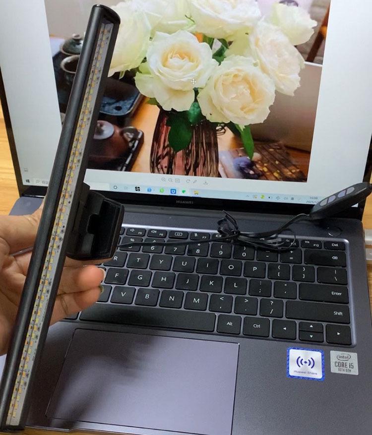 USB LED Desk Lamp for Screen and Eye Protection