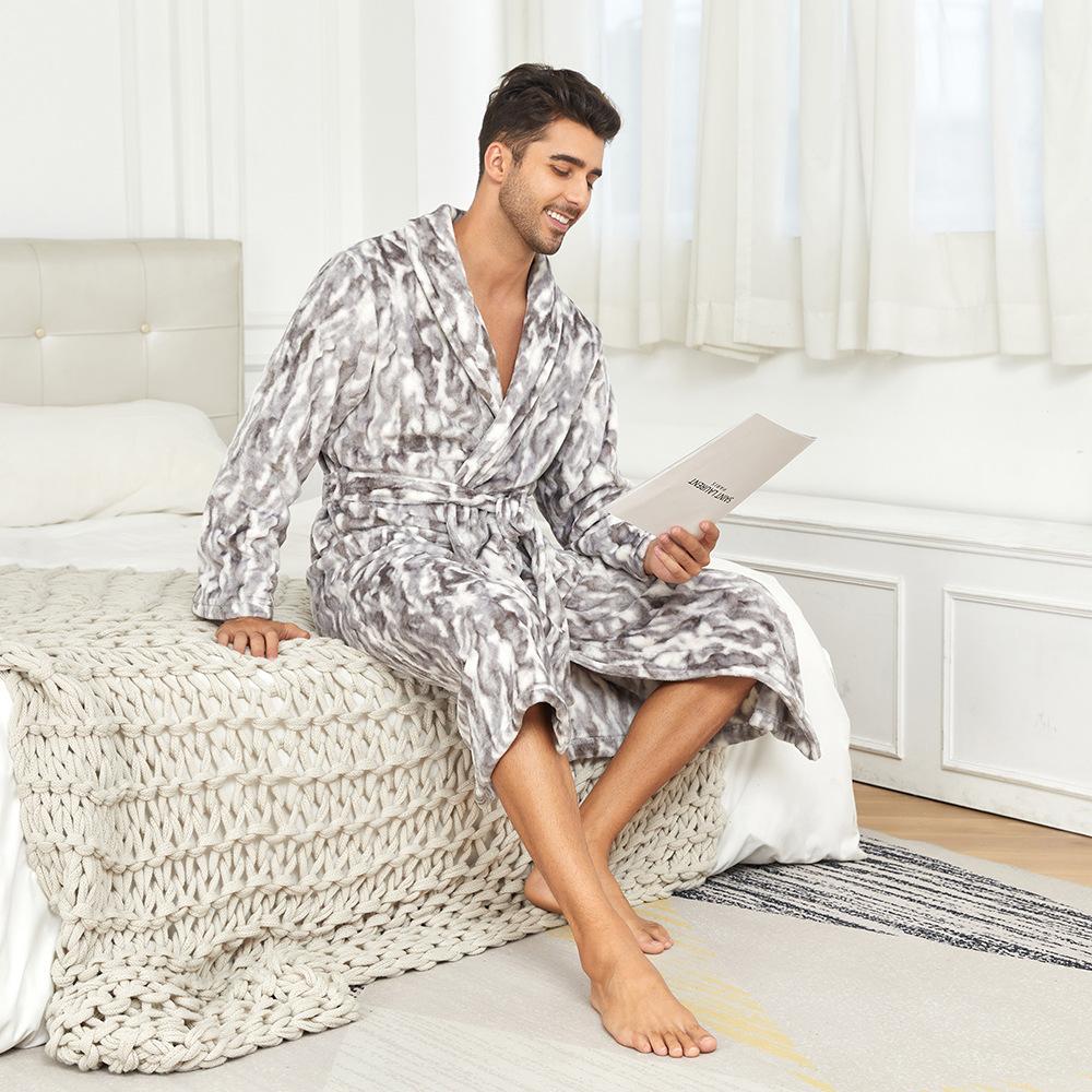 Men's Shawl Collar Robes Full Length Fleece Plush Bathrobes Soft Spa House Coat with Pockets Fluffy Spa Robes Unisex Winter Cozy Warm Spa Long Robe