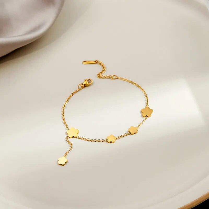 Stainless Steel Wafer Flower Butterfly Heart Pendant Bracelet For Women Fashion Elegant Bracelets&Bangle Party Jewelry Gifts