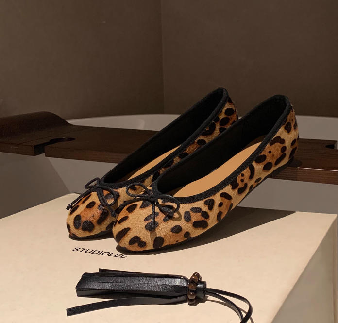 Sheepskin version~ Leather round head light mouth versatile bow leopard print flat sole shoes women's Mary Jane ballet shoes ladyshoes