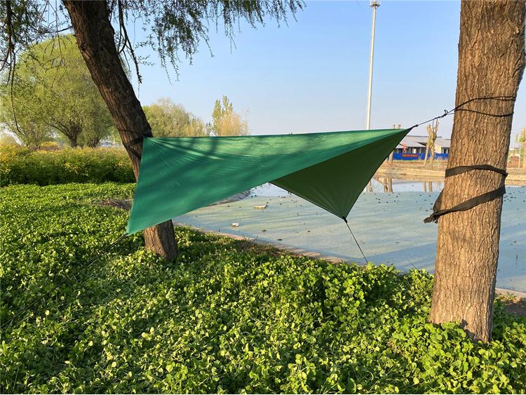 Portable Silver Coated Anti-UV Camping Hammock with Awning for 1-2 People