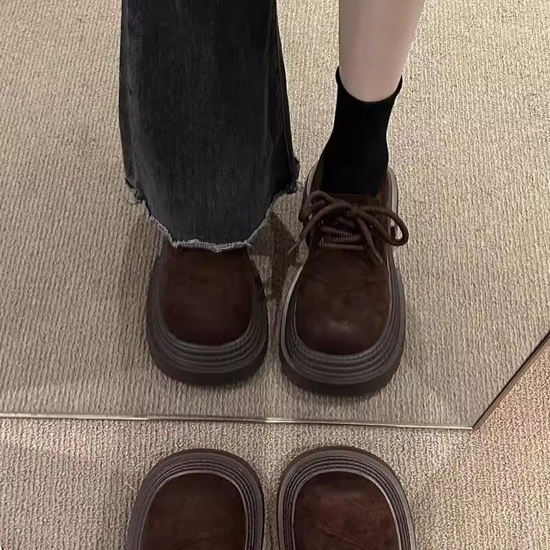 Thick soled lace up loafers for women in spring retro casual British style versatile big head casual small leather shoes