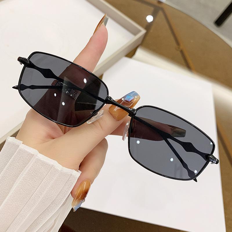 Square Irregular Trend Small Metal Frame Sunglasses Korean Version High-end Retro UV400 Anti-ultraviolet Shades Glasses