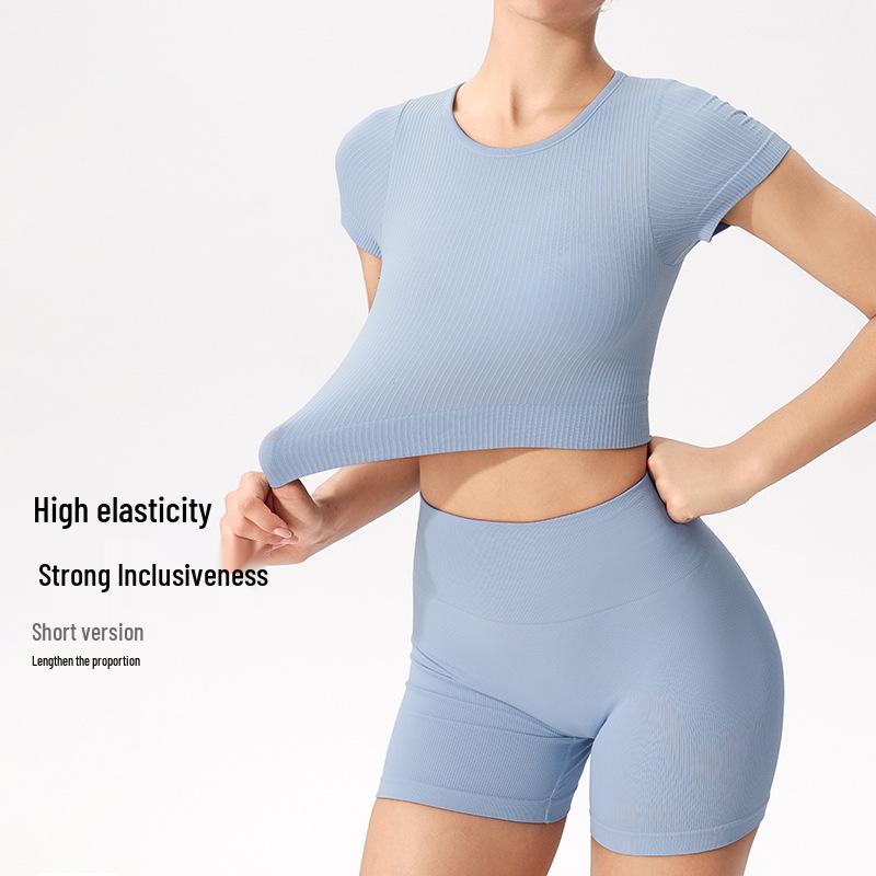 Seamless Women's Fitness Top with Built-in Chest Pad - Nude Feel Short Sleeve for Yoga & Running