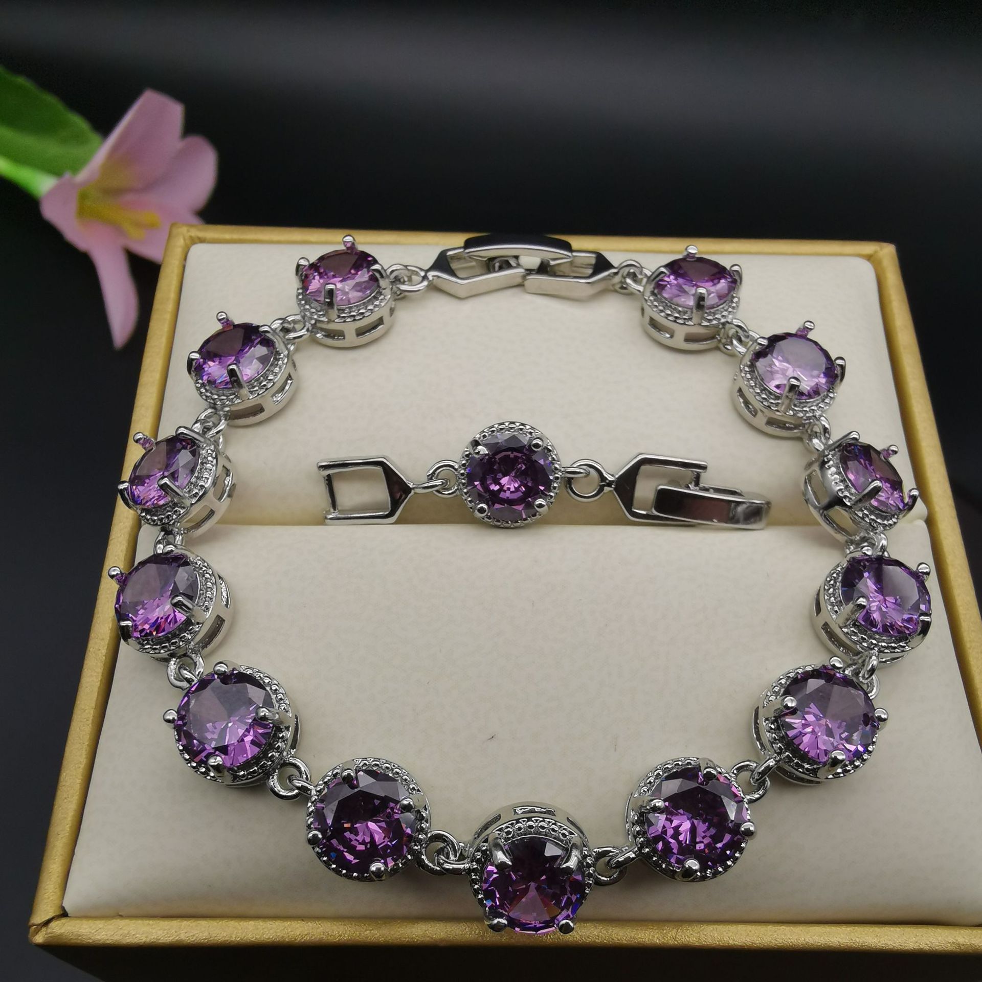 

Круглый браслет с инкрустацией цирконием в европейском и американском стиле, модный и популярный