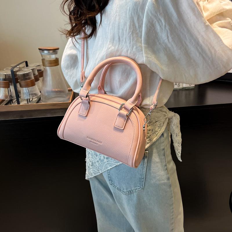 Nischen-Tasche Damen 2025 neu tragbare Bowlingtasche, High-End-Feeling Schulter-Crossbody-Kissen-Tasche mit großem Fassungsvermögen