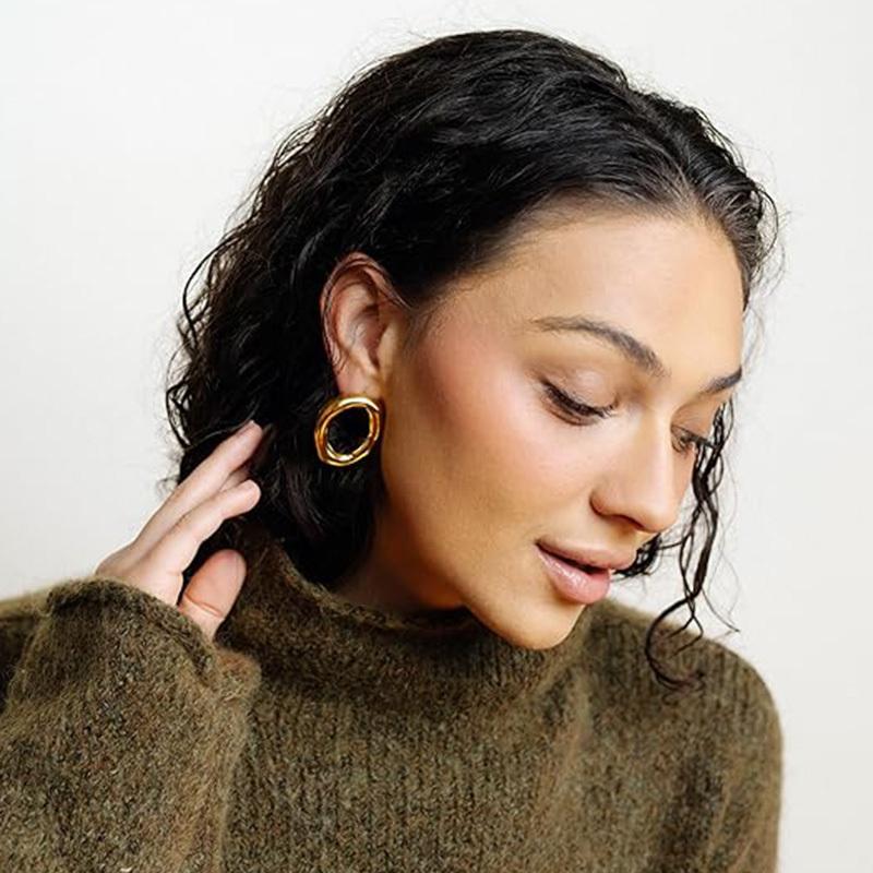 Retro Geometric Spiral Earrings, Women's Hip-hop Gold Earrings, Irregularly Designed Trendy and Cool Personalized Jewelry Earrings.