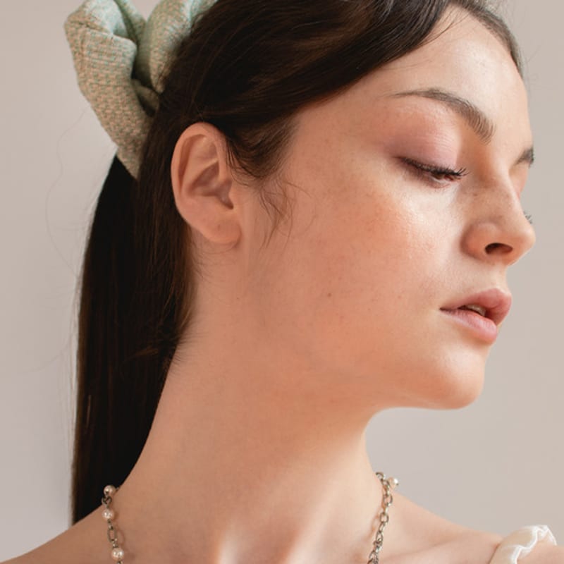L’OMBRILLANT Mint Tweed Big Scrunchie