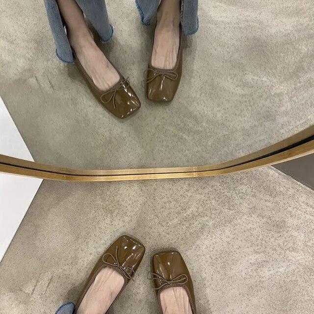 Women Flats Patent Leather Boat Shoes Bowtie Slip On Flat Shoes Woman Ballet Flats White Black Spring Autumn